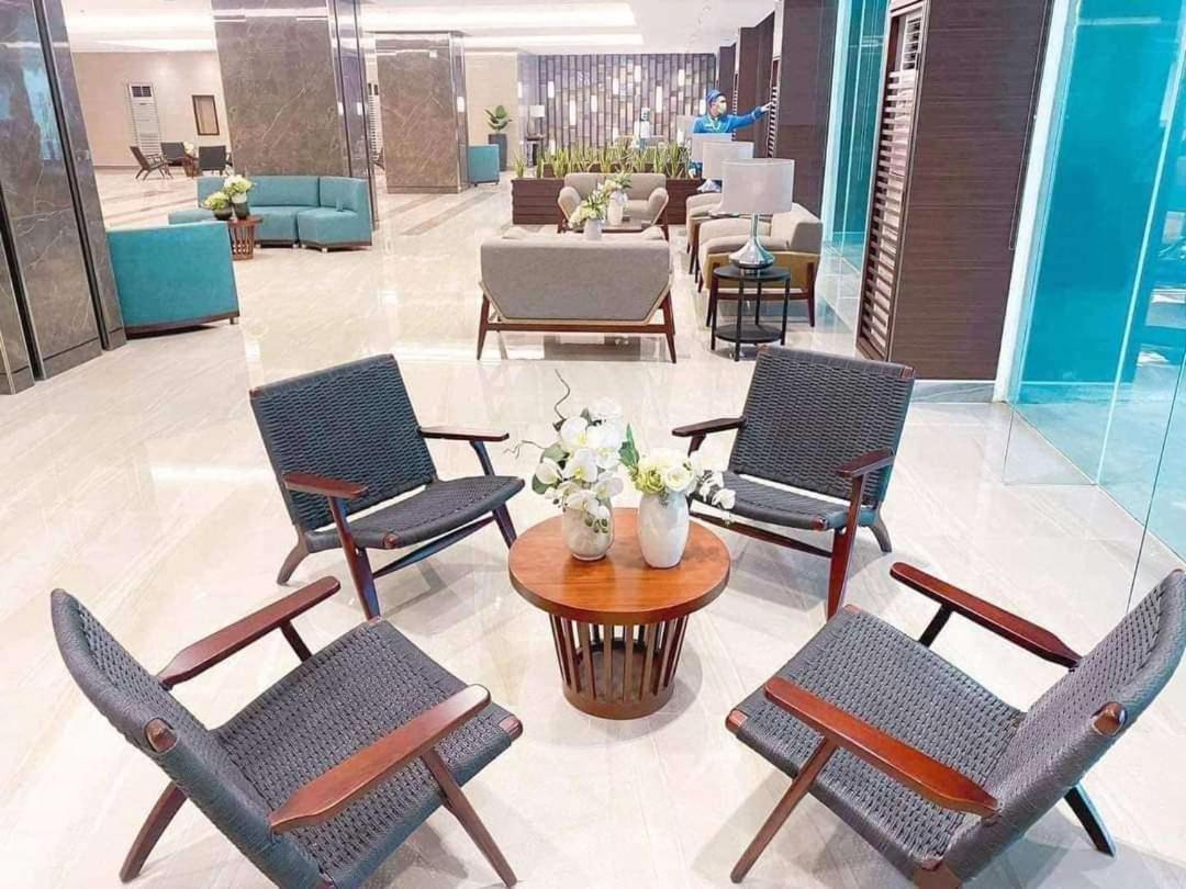 Coast Stay By J 40Th Floor Penthouse مانيلا المظهر الخارجي الصورة