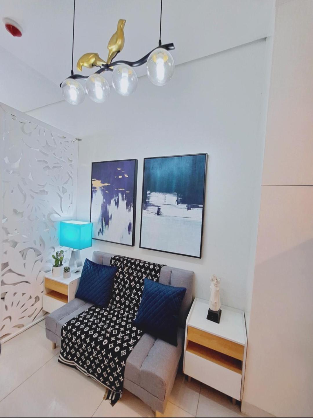 Coast Stay By J 40Th Floor Penthouse مانيلا المظهر الخارجي الصورة