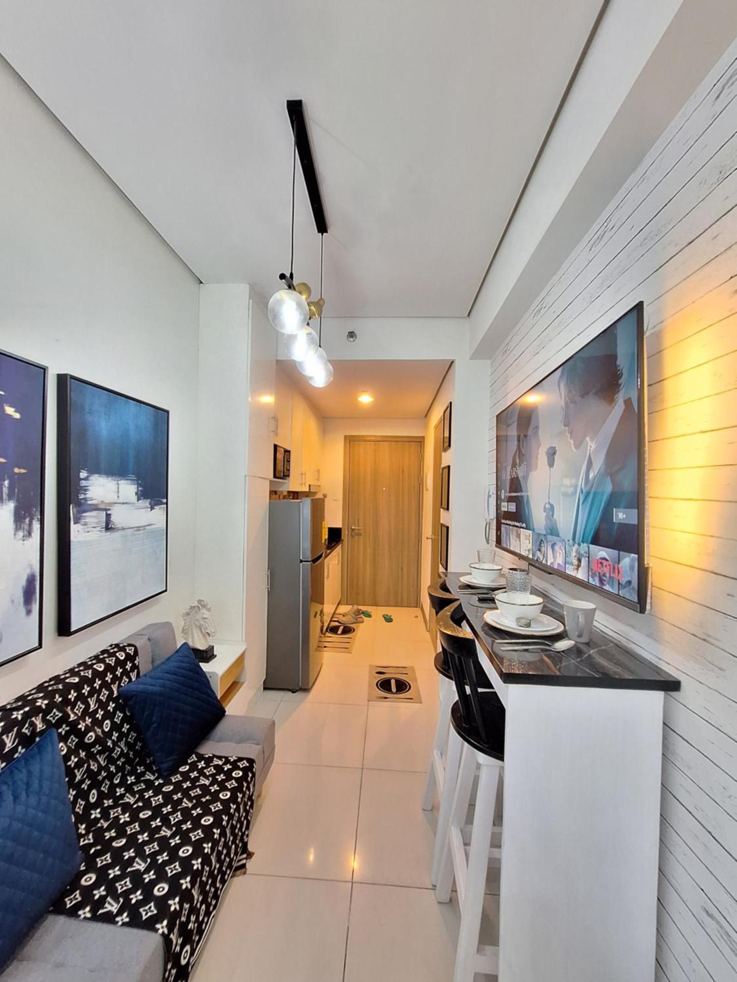 Coast Stay By J 40Th Floor Penthouse مانيلا المظهر الخارجي الصورة
