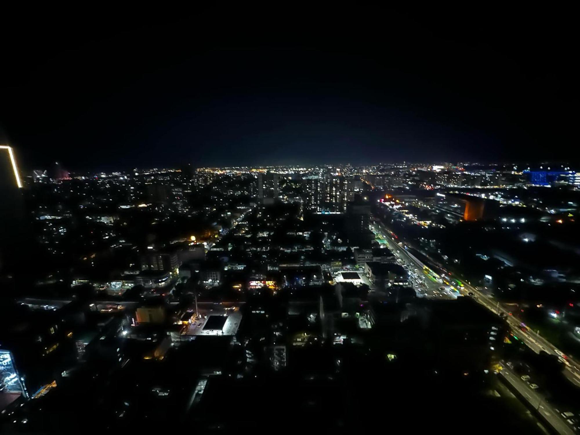 Coast Stay By J 40Th Floor Penthouse مانيلا المظهر الخارجي الصورة